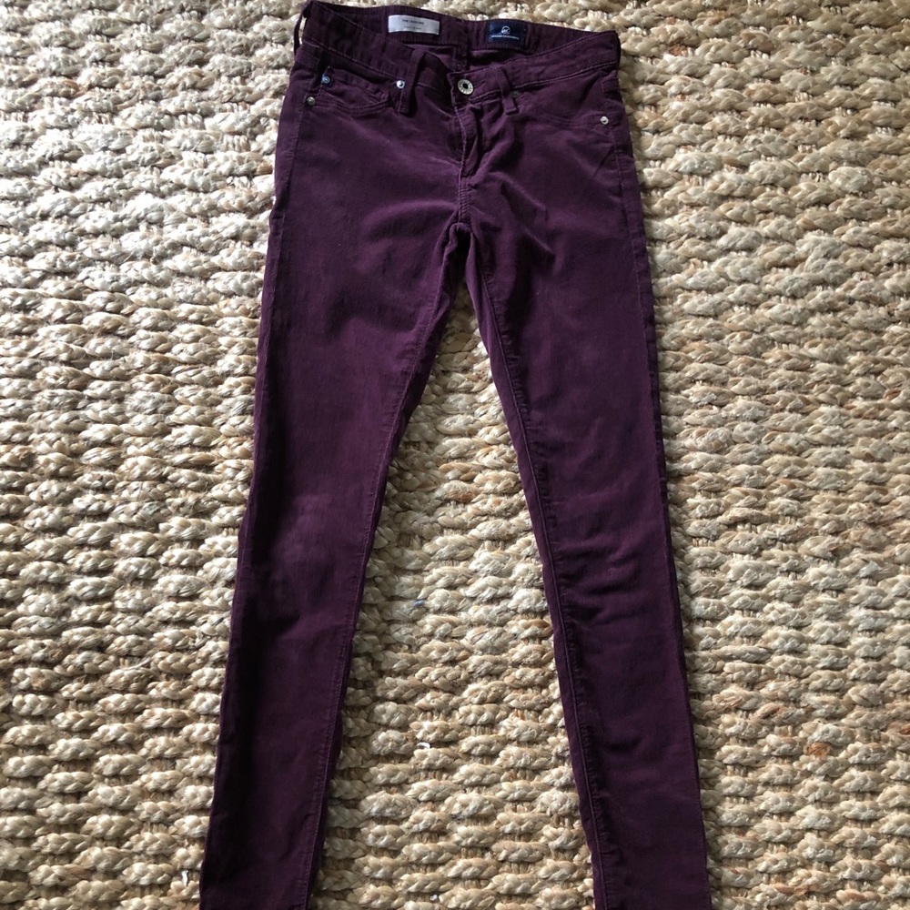 Adriano Goldschmild ( AG ) Jean